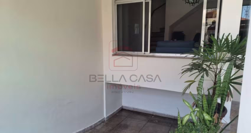 Casa a venda Mooca   3 dormitórios   1  suíte  sala  ampla   cozinha   2  vagas