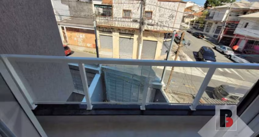 175 m² - 3 dormitórios, 1 suíte, terraço, 5 vagas de garagem, espaço para churrasqueira