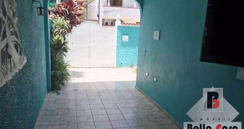 Casa térrea com 4 Quartos e 3 vagas - Quarta Parada