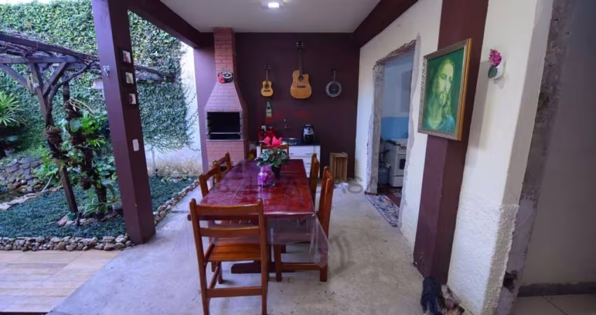 Sobrado a venda na Mooca com amplo quintal