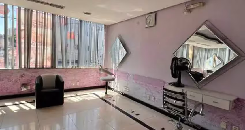 Excelente imóvel comercial na rua ibitirama próximo a padaria cepan.