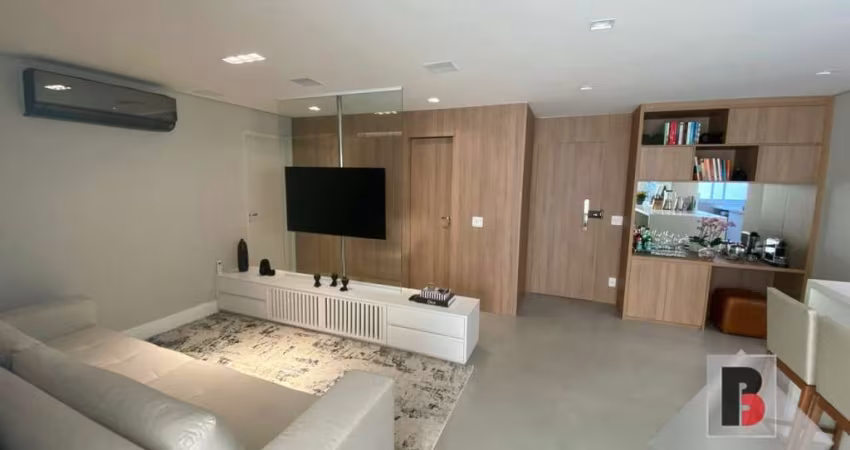 Apartamento na mooca - Mobiliado - 107 m² - 2 suítes - 2 vagas