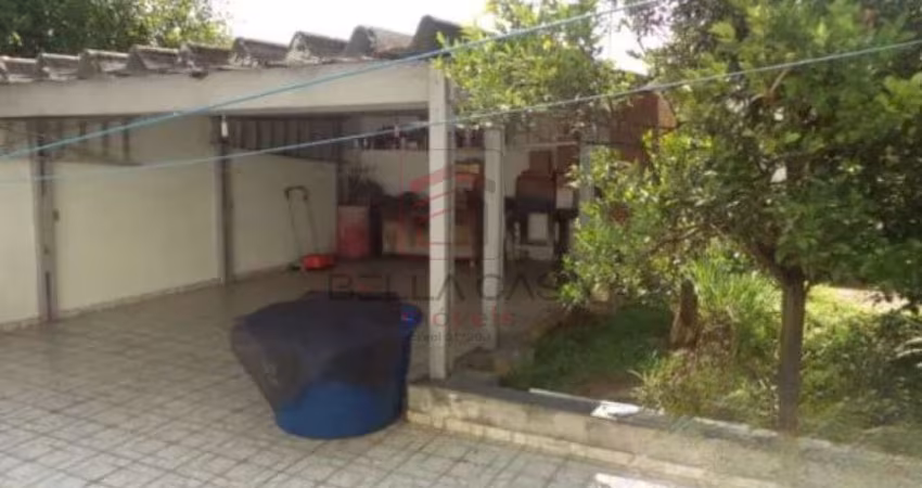 CASA TÉRREA  TODA REFORMADA