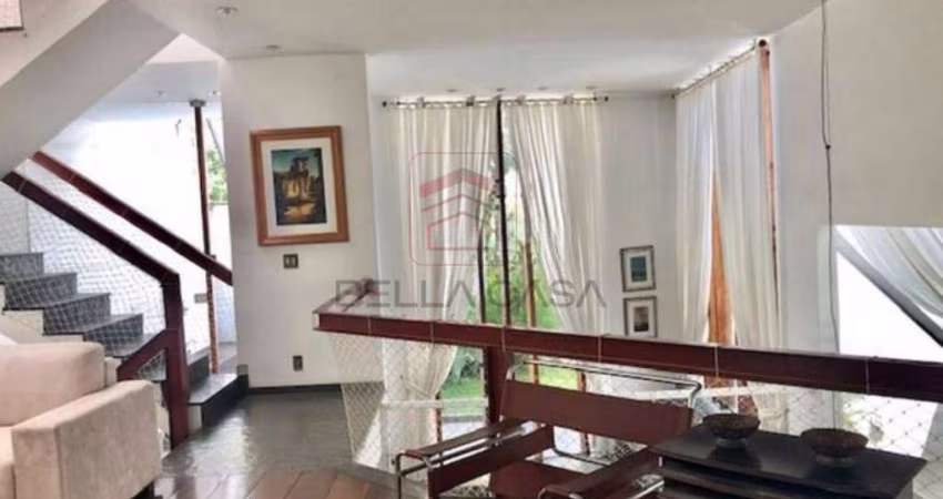 Casa sobrado de alto padrão na Mooca, 3 dormitórios e 3 vagas