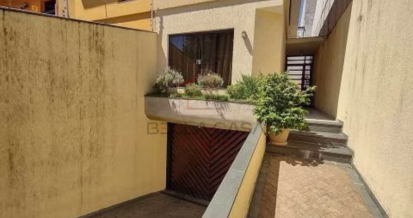 Sobrado Jardim Avelino - 3 quartos - 5 vagas - 210m2