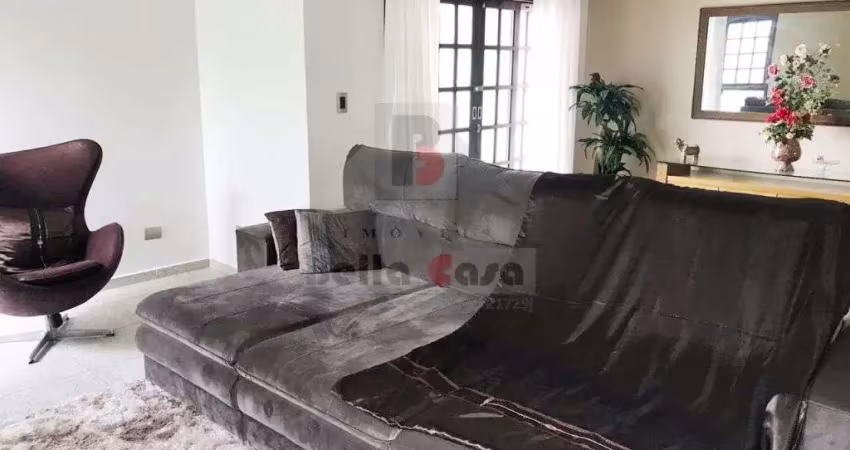 Sobrado com 3 dormitórios, piscina, churrasqueira e salão de jogos na Mooca