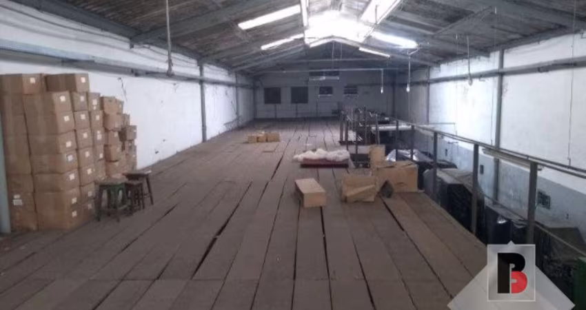 Galpão Comercial no Tatuapé com 500m² salão livre  à Venda