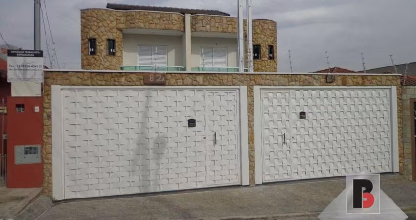 Sobrado à venda na Vila Prudente - 3 Suítes, 156m², 4 Vagas