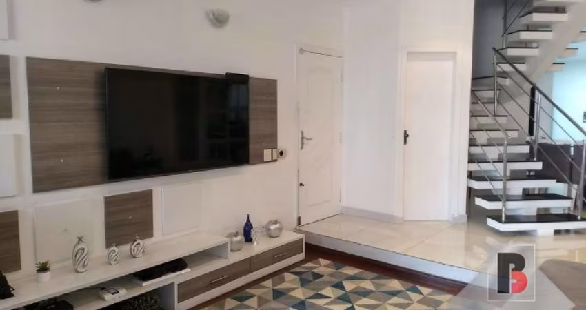 Sobrado de 3 dormitórios na Vila Prudente