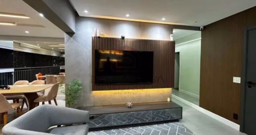 Apartamento a venda Mooca com 3 suítes, varanda gourmet.