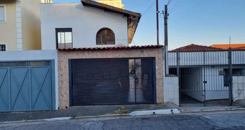 Sobrado a venda na Vila Prudente com 3 quartos, quintal e garagem