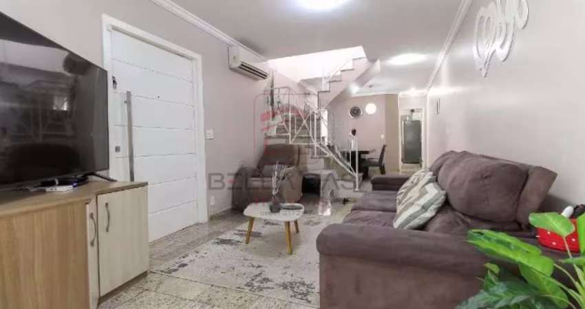 Sobrado  Mooca  230m2   de área   construída   3 dormitórios  3  suites   7  vagas