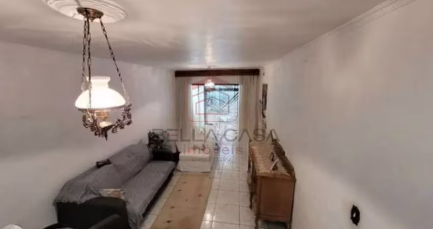 Sobrado a venda na mooca com 3 quartos, quintal e 2 vagas de garagem