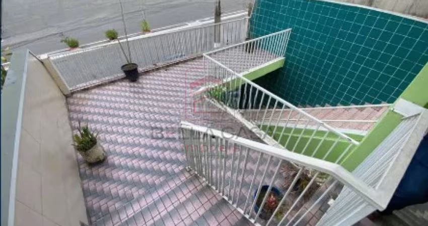 Sobrado a Venda com 02 Dormitórios, 02 vagas no Parque da Mooca