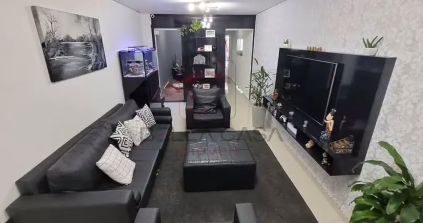 Sobrado á venda - 100 metros com 3 dormitórios - 1 suite - 2 vagas