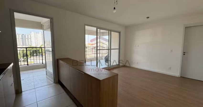 Apartamento a venda no Brás com 2 quartos, 1 vaga e varanda
