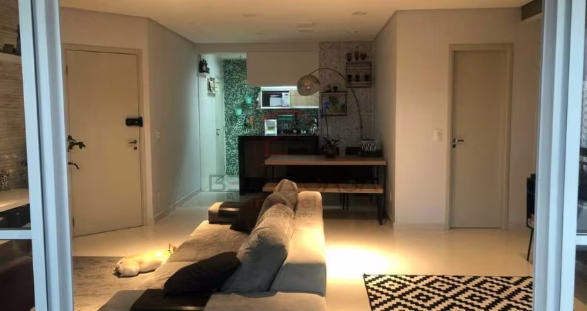 LINDO APARTAMENTO NO CLIMA DO BOSQUE 96M. CONDOMÍNIO CLUBE