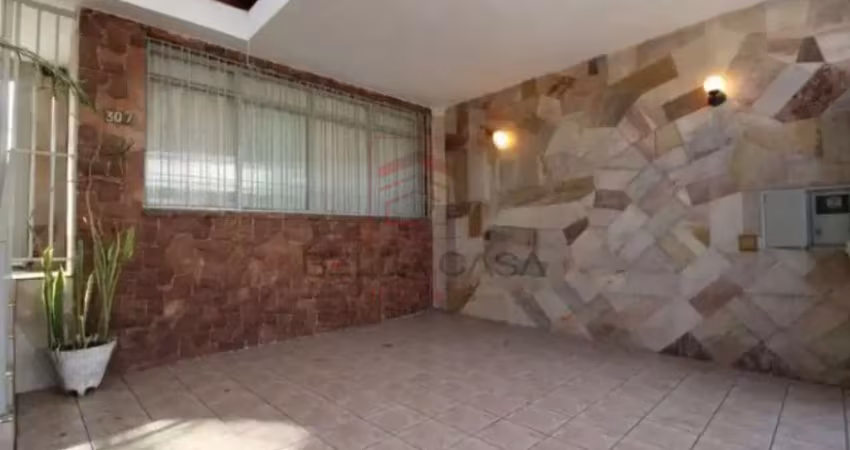 Casa a venda no bairro da vila prudente com 3 quartos, quintal e 2 vagas na garagem