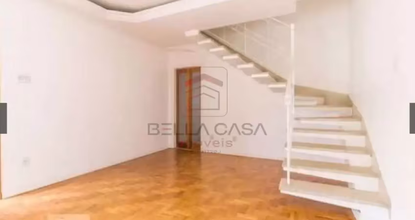 Casa a venda no bairro da mooca com 4 quartos e quintal