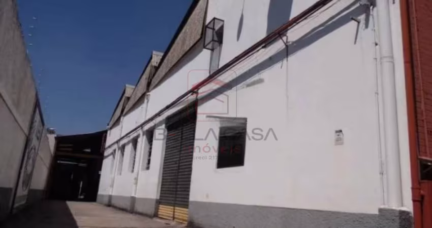 Galpão a venda ou Locação com 2650 metros na Zona Leste