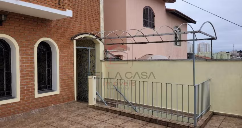 Sobrado a venda na Vila Prudente, 3 suítes Churrasqueira e 4 vagas Rua Sertão do Cariri