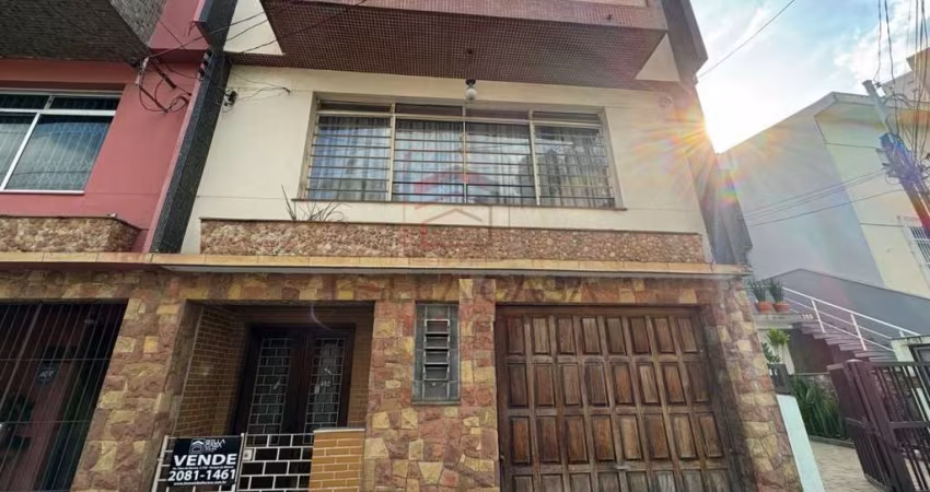 Sobrado a venda no Bairro da mooca com 3 quartos e 3 vagas