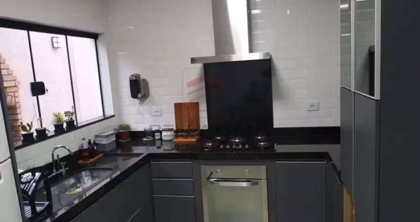 Casa com 3 quartos à venda na Rua Abaiú, 412, Parque São Lucas, São Paulo