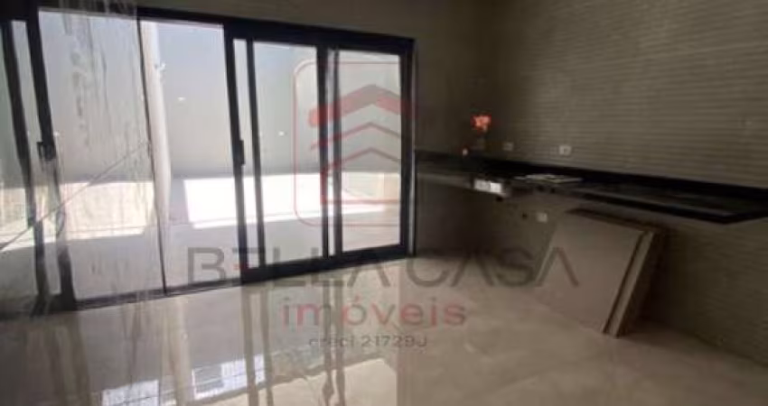 Sobrados Novos a venda - 3 dormitórios - 2 suites - 2 vagas - Quintal