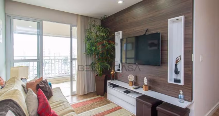 Apartamento a venda- 3 dormitórios (1 suíte) e 2 vagas ao lado metrô Vila Prudente