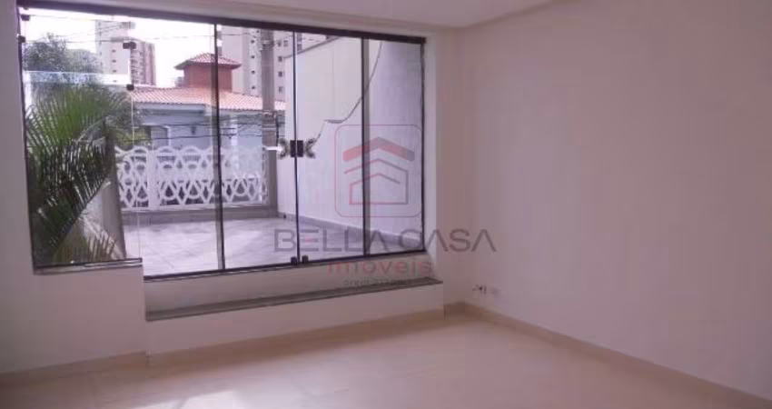 Sobrado com 3 dormitórios no Jardim Avelino