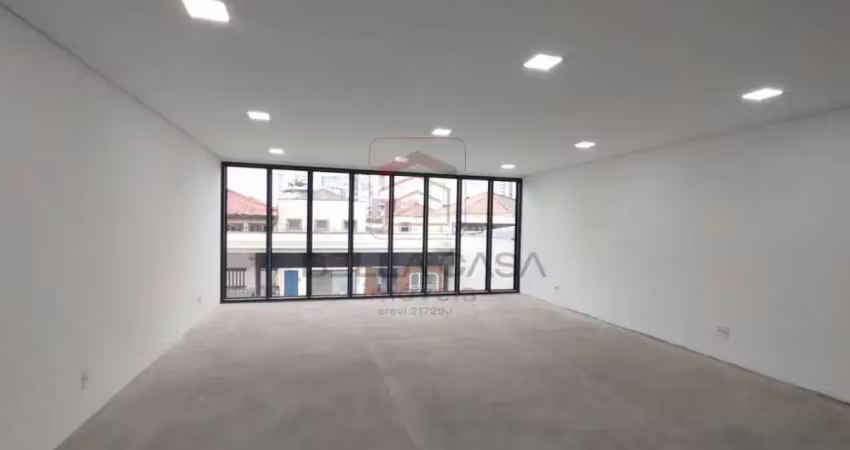 Conjunto com 04 salas  e 08 banheiros na mooca e metragem total de 240m2