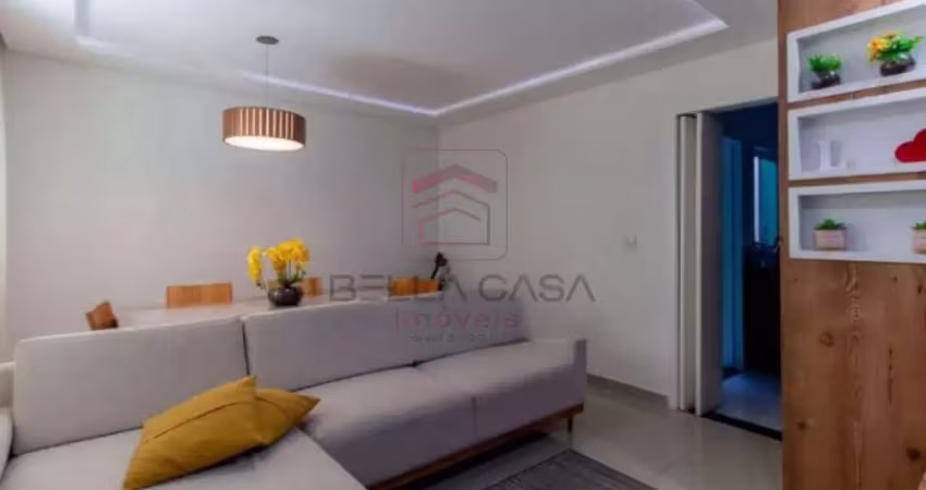 Casa de condomínio á venda - 3 dormitórios - 2 banheiros + lavabo - 2 vagas de garagem