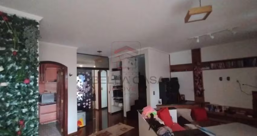 Sobrado na vila prudente, 450m2,  03 quartos sendo 02 suítes e garagem para 08 carros