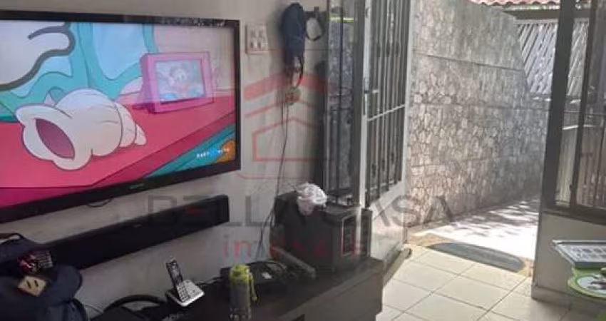 Sobrado a venda na Vila Prudente com 2 vagas de garagem, quintal e 2 quartos