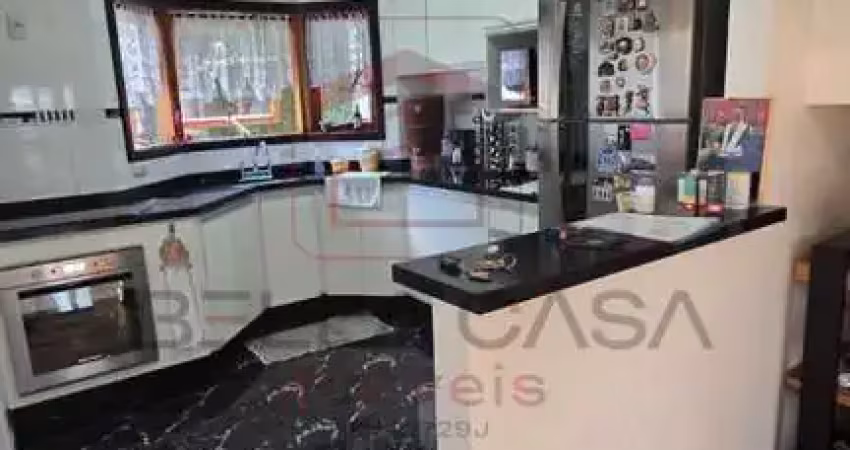 Lindo sobrado  porteira fechada com carro e moto inclusos