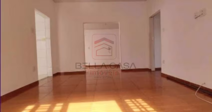 Casa com 3 dormitórios na Vila Prudente