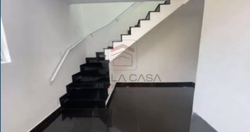 Sobrado reformado na Vila Ema