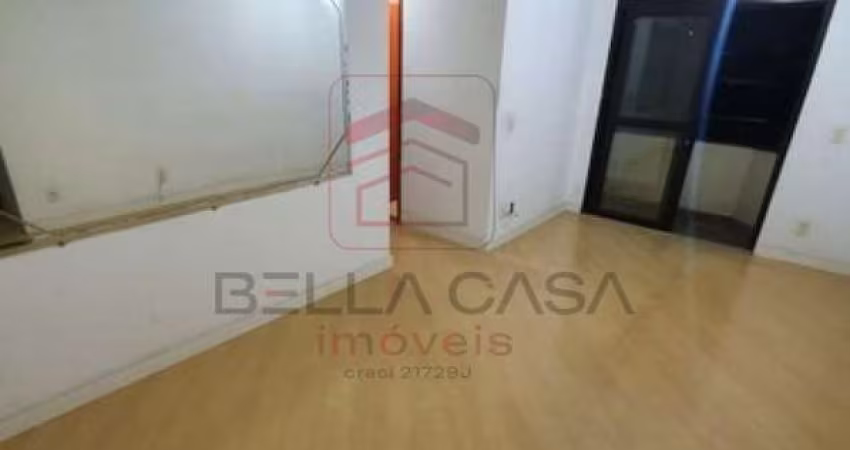 Apartamento a venda com 2 quartos e 1 suíte, 1 vaga na mooca