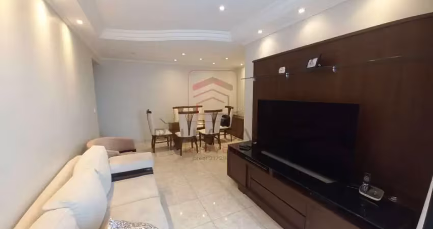 Apartamento para locação na rua campo largo 3 dormitórios o 3º revertido em escritório,  2 vagas.
