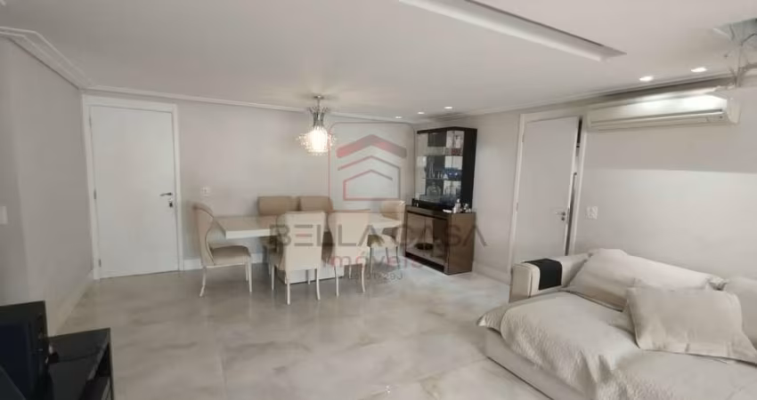 Apartamento na Mooca, 204m2, sendo 04 suítes todas com armários planejados  e  04 vagas