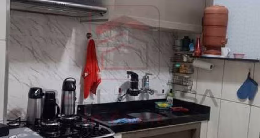 63 m² - Bairro Belém - Apto antigo todo reformado - Lindo - 2 quartos, ambientes amplos.