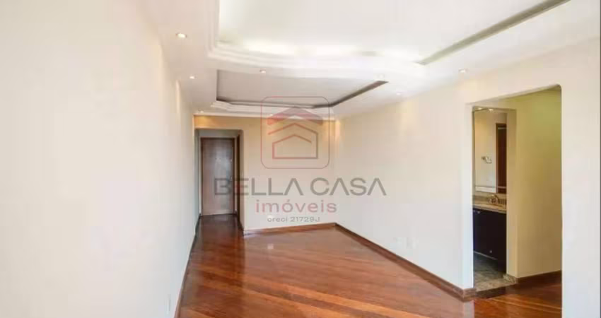 Apartamento totalmente reformado em excelente localização