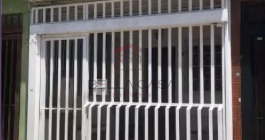 Sobrado com 2 dormitórios e vaga na Mooca