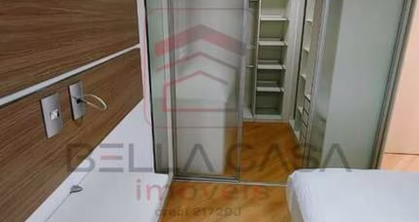 Apartamento com sacada, no Tatuapé com 60m2, Mobiliado,  03 quartos e 01 vaga de garagem