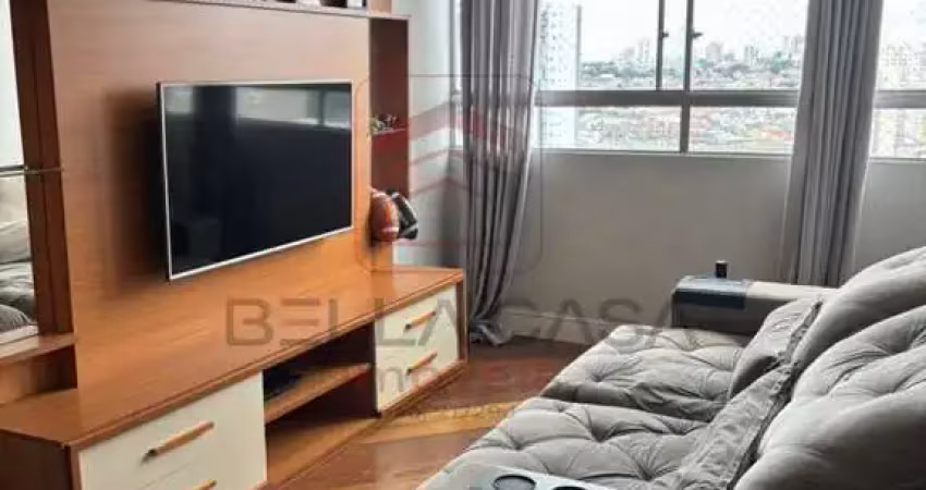 78m² - Apartamento totalmente reformado - 3 quartos, 2 banheiros, vaga fixa e lazer com piscina