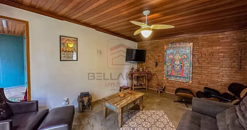 Casa térrea à venda na vila prudente: 2 suítes, quintal e vaga perto do metrô!