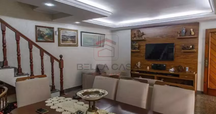 Sobrado a venda no bairro da mooca com 3 quartos e quintal