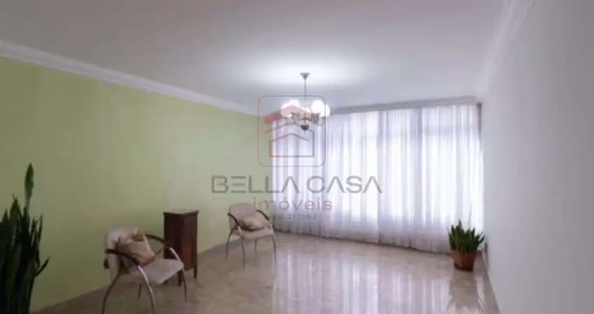 Casa com 3 quartos para alugar na Rua Janguruçu, 179, Mooca, São Paulo