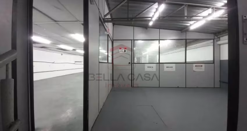 Galpão/prédio comercial com 600m entrada para caminhões e elevador de carga!