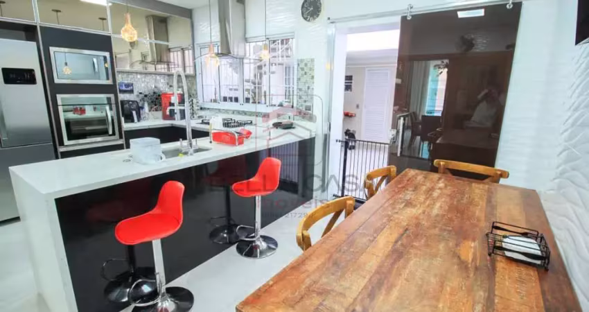 Sobrado á  venda na mooca 150m², 02 dormitórios (02 suítes) , 02 vagas